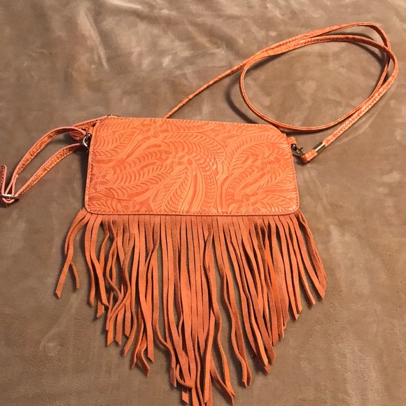 Free People Handbags - NWOT Leather Fringe Crossbody Bag
